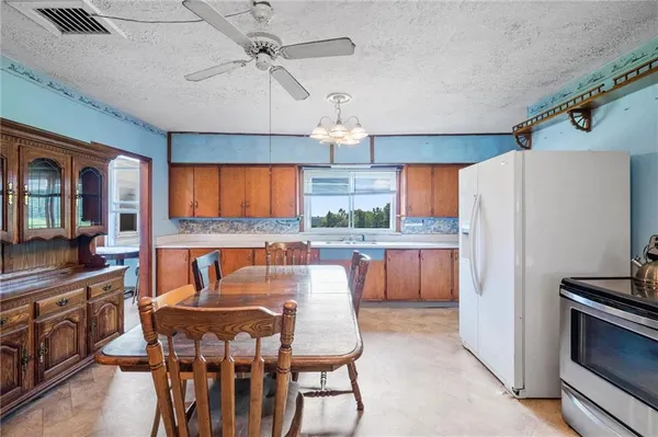 $440,000 | 2789 Rutledge Road, Transfer, PA 16154