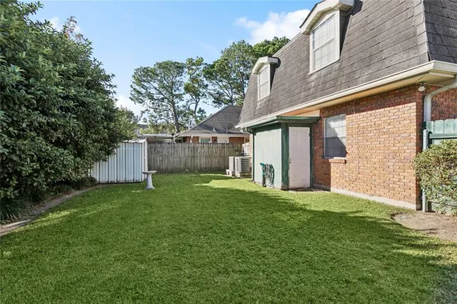 $350,000 | 705-707 Lake Avenue, Metairie, LA 70005