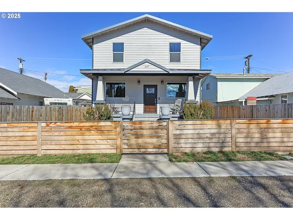 $475,000 | 417 East Main Street, Goldendale, WA 98620