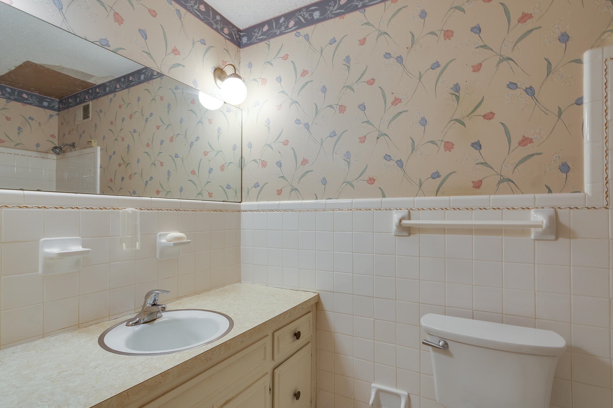 8083 Cinders Road Bartlett, TN 38133 - Photo 13 of 31 Bathroom