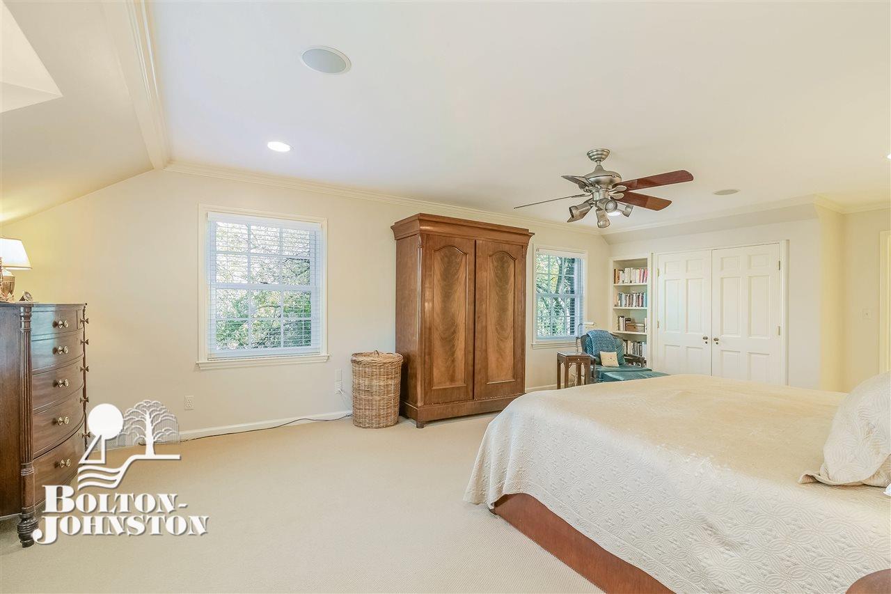 110 Touraine Road Grosse Pointe, MI 48236 - Photo 29 of 68 31346880-28.JPG