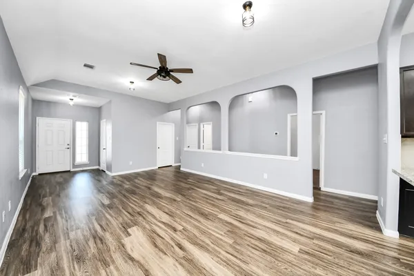 $2,050 | 2335 Spring Hollow Drive, Baytown, TX 77521