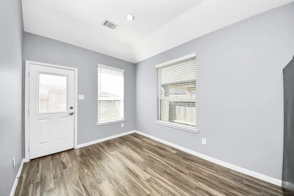 $2,050 | 2335 Spring Hollow Drive, Baytown, TX 77521