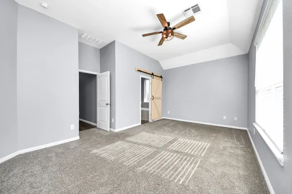 $2,050 | 2335 Spring Hollow Drive, Baytown, TX 77521