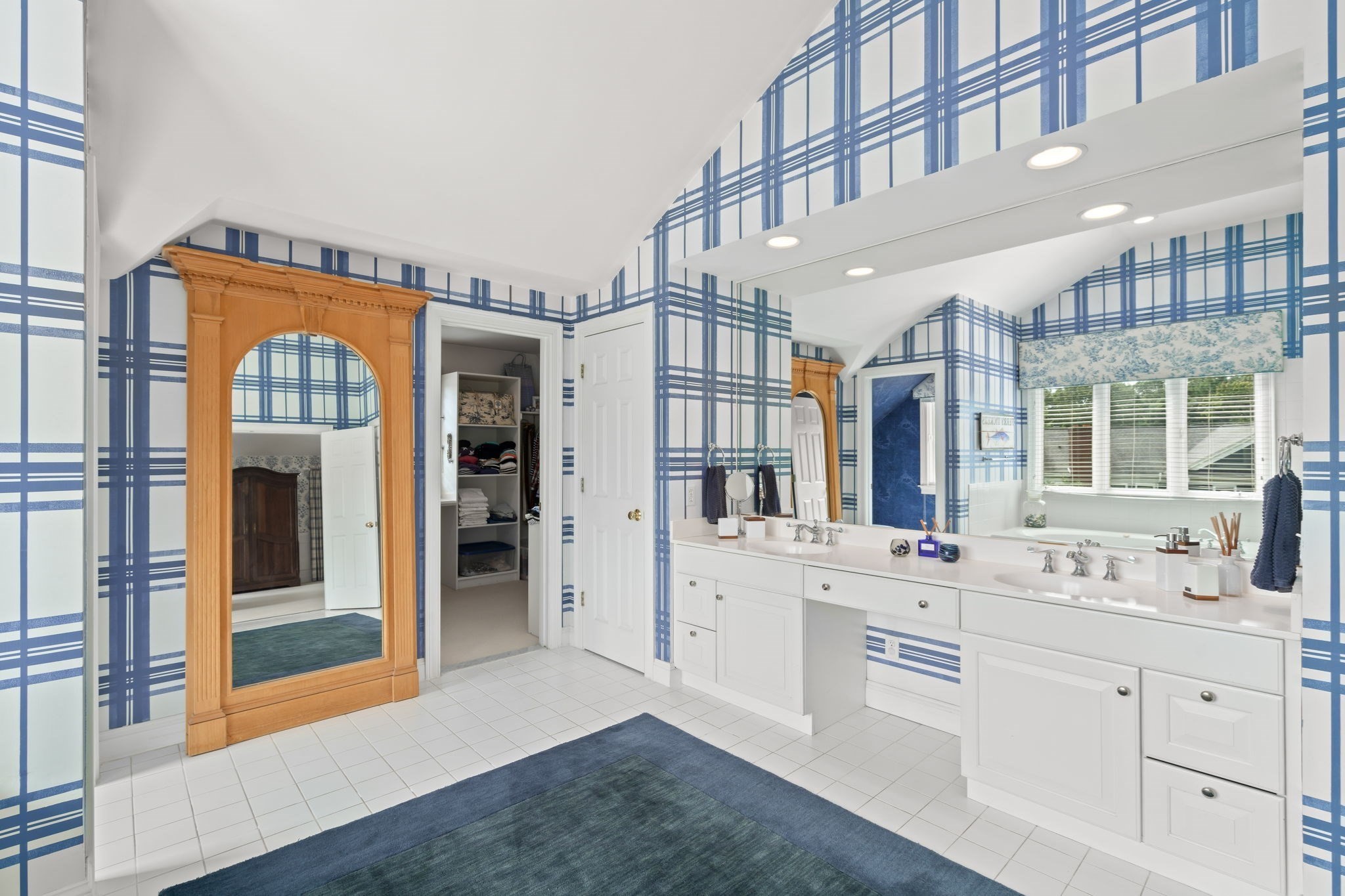 65 Deerpath Road Dedham, MA 02026 - Photo 19 of 33 Gallery Image 19
