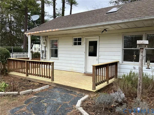 $399,000 | 221 Henry Clay Road, Ashland, VA 23005