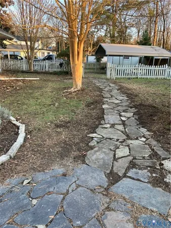 $399,000 | 221 Henry Clay Road, Ashland, VA 23005