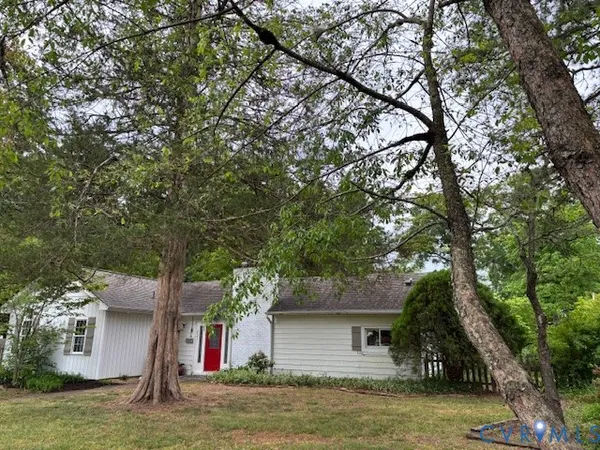 $399,000 | 221 Henry Clay Road, Ashland, VA 23005