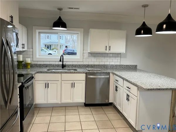 $399,000 | 221 Henry Clay Road, Ashland, VA 23005