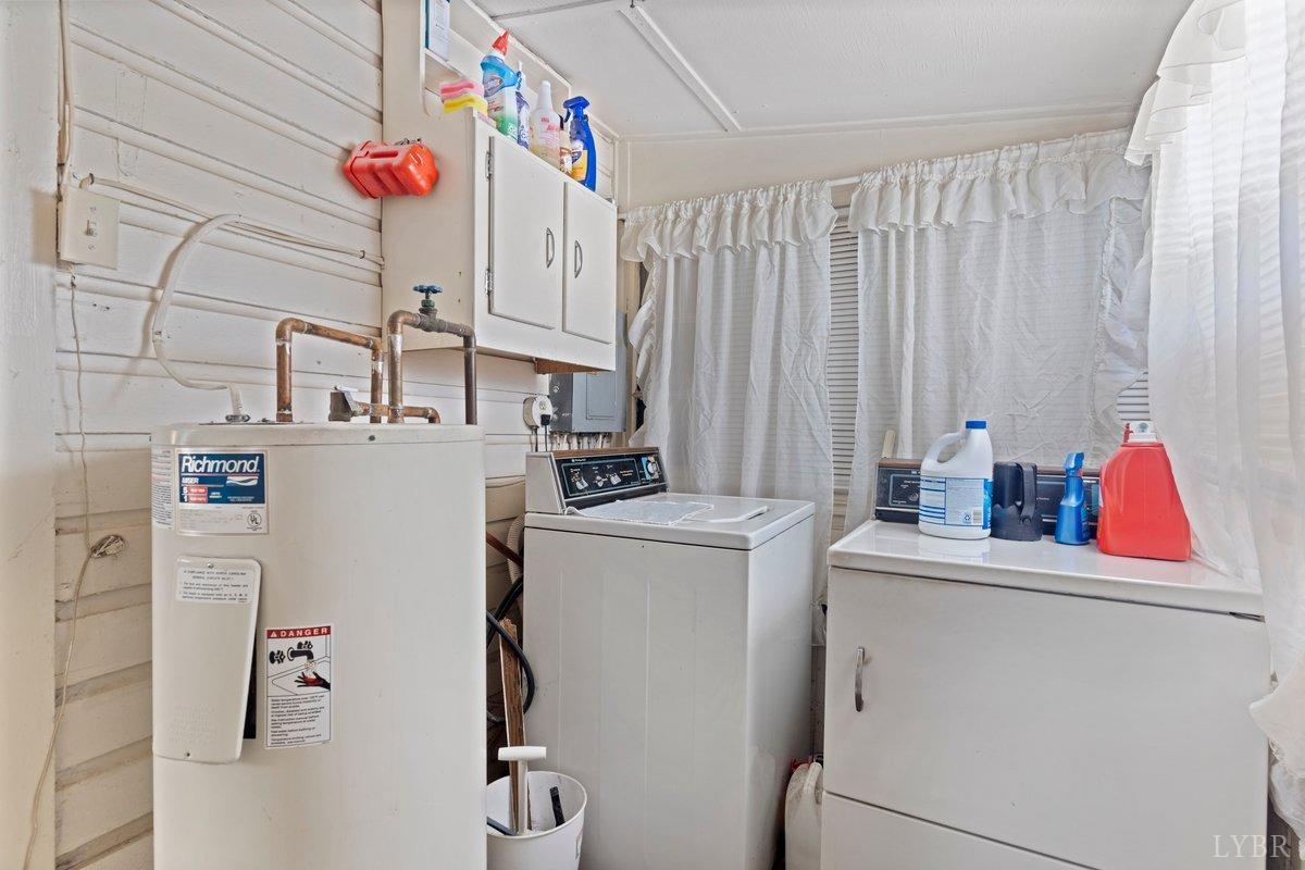 2608 Old Forest Road Lynchburg, VA 24501 - Photo 10 of 17 a utility room with dryer and washer