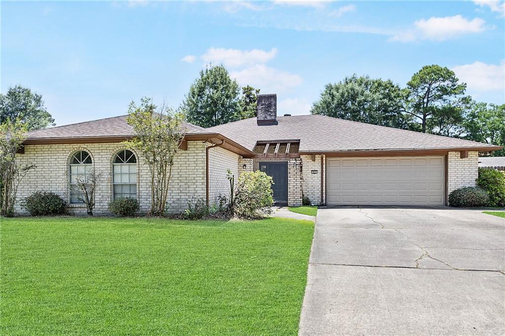 905 Rue Rochelle Slidell, LA 70458 - Photo 1 of 23