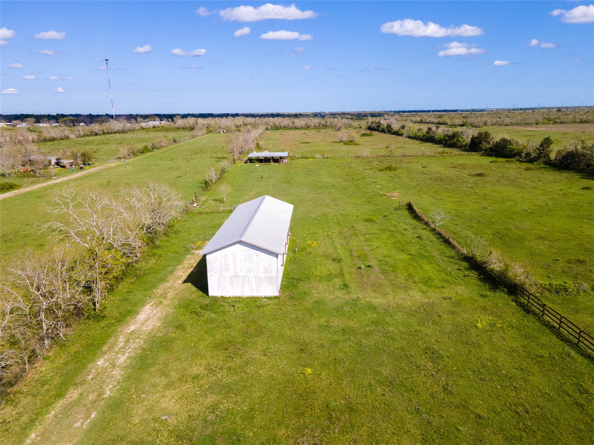 2313 Shanks Road Angleton, TX 77515 - Photo 10 of 20 a view of an ocean and beach