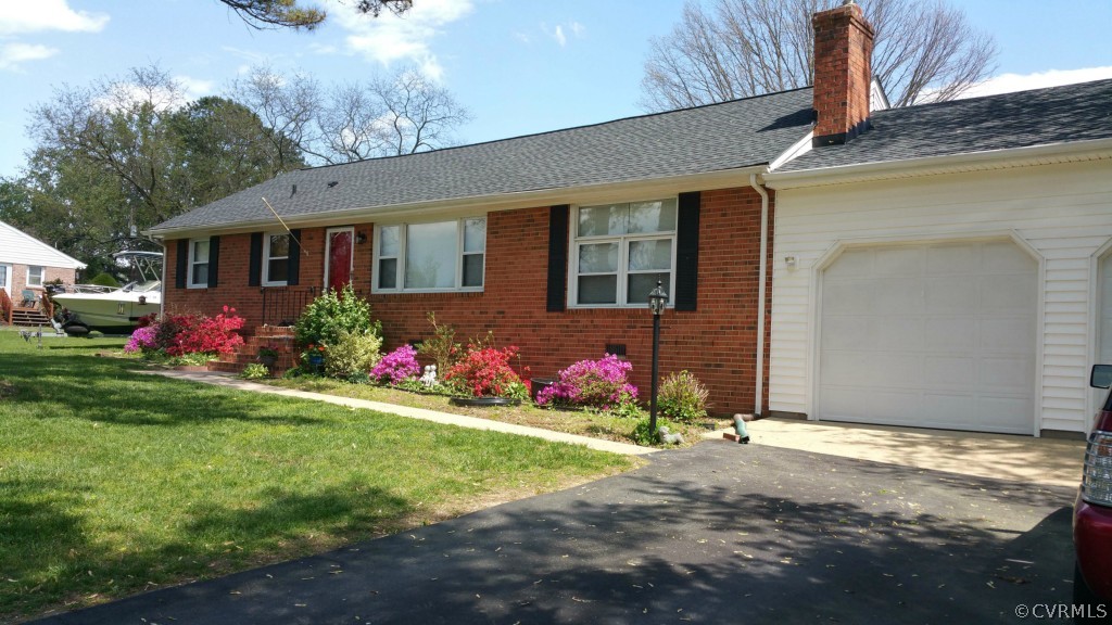 3551 Respess Road Midlothian, VA 23112 - Photo 3 of 20