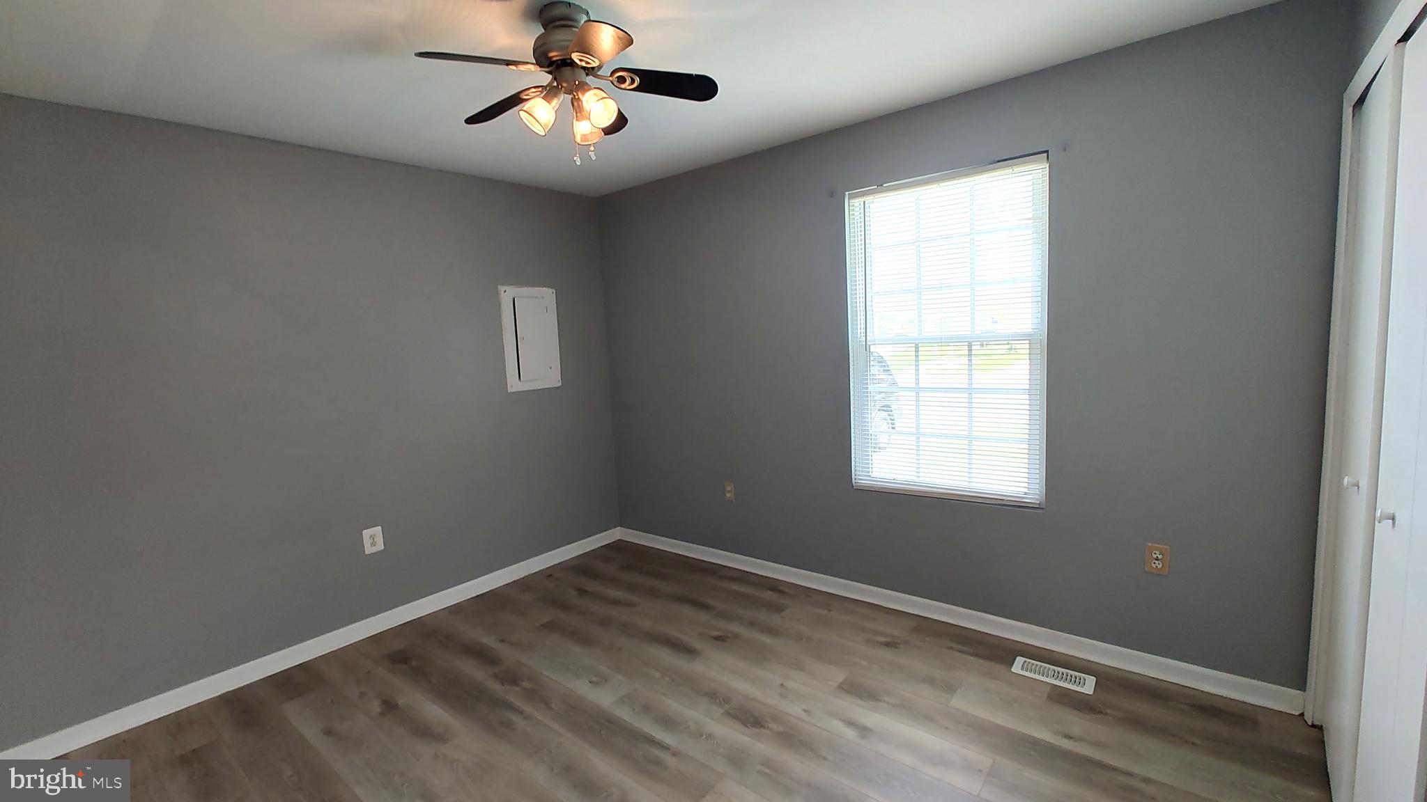 8027 Shore Road Dundalk, MD 21222 - Photo 22 of 42 Gallery Image 22