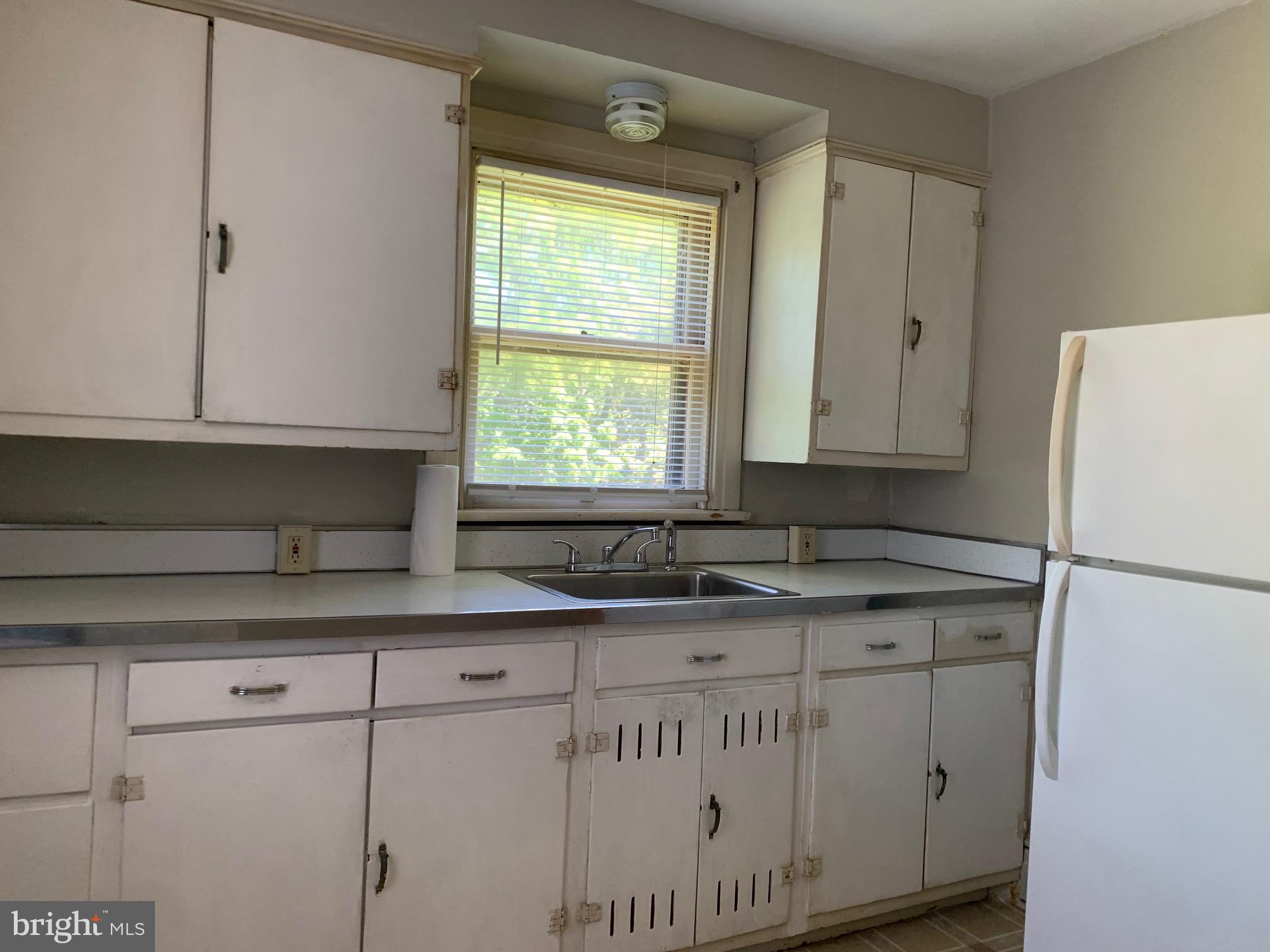 227 South Hershey Road, Unit 4 Hummelstown, PA 17036 - Photo 9 of 12