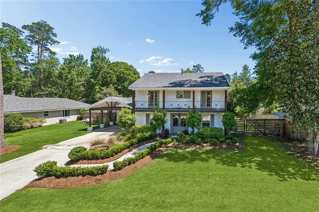 655 Barbara Place Mandeville, LA 70448 - Photo 1 of 37