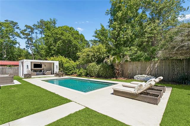 655 Barbara Place Mandeville, LA 70448 - Photo 29 of 37