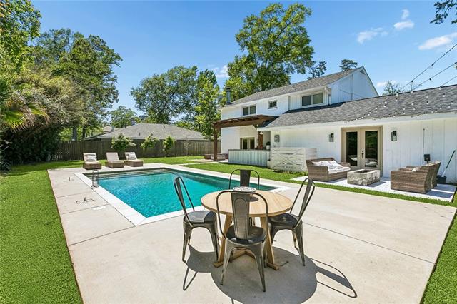 655 Barbara Place Mandeville, LA 70448 - Photo 32 of 37