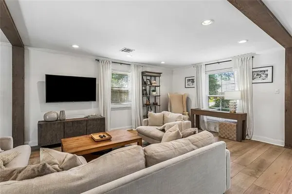 $549,900 | 655 Barbara Place, Mandeville, LA 70448