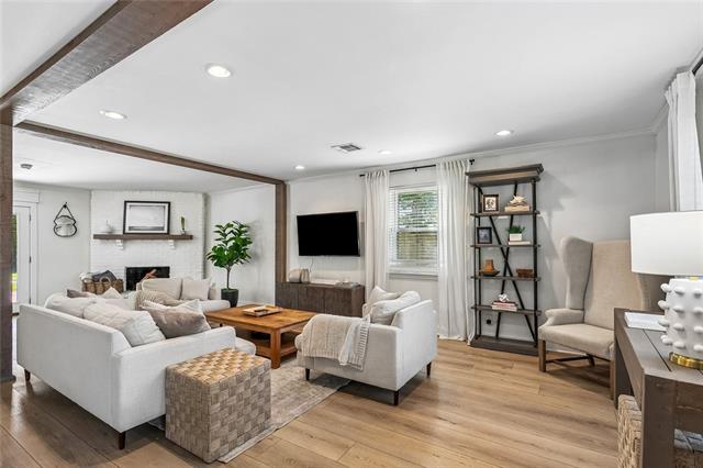 655 Barbara Place Mandeville, LA 70448 - Photo 7 of 37