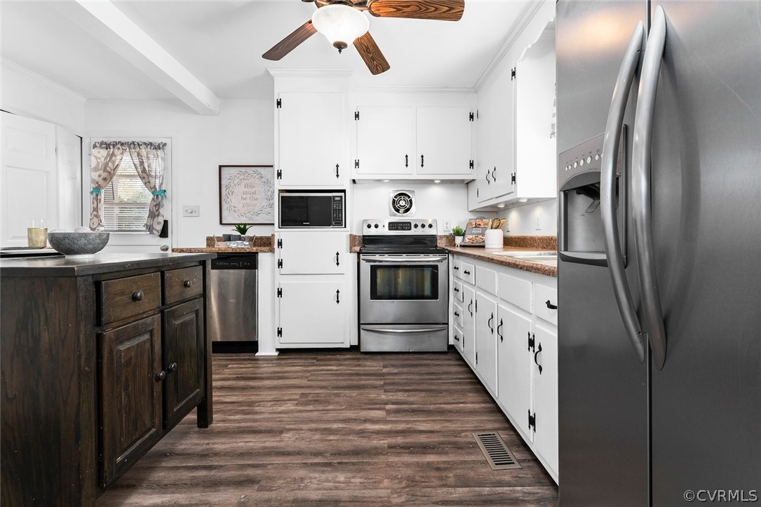 9131 Mapleview Avenue Henrico, VA 23294 - Photo 9 of 30