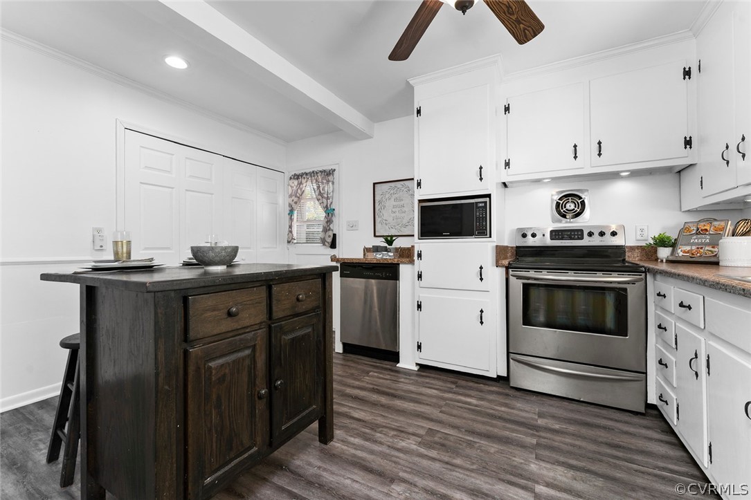 9131 Mapleview Avenue Henrico, VA 23294 - Photo 10 of 30