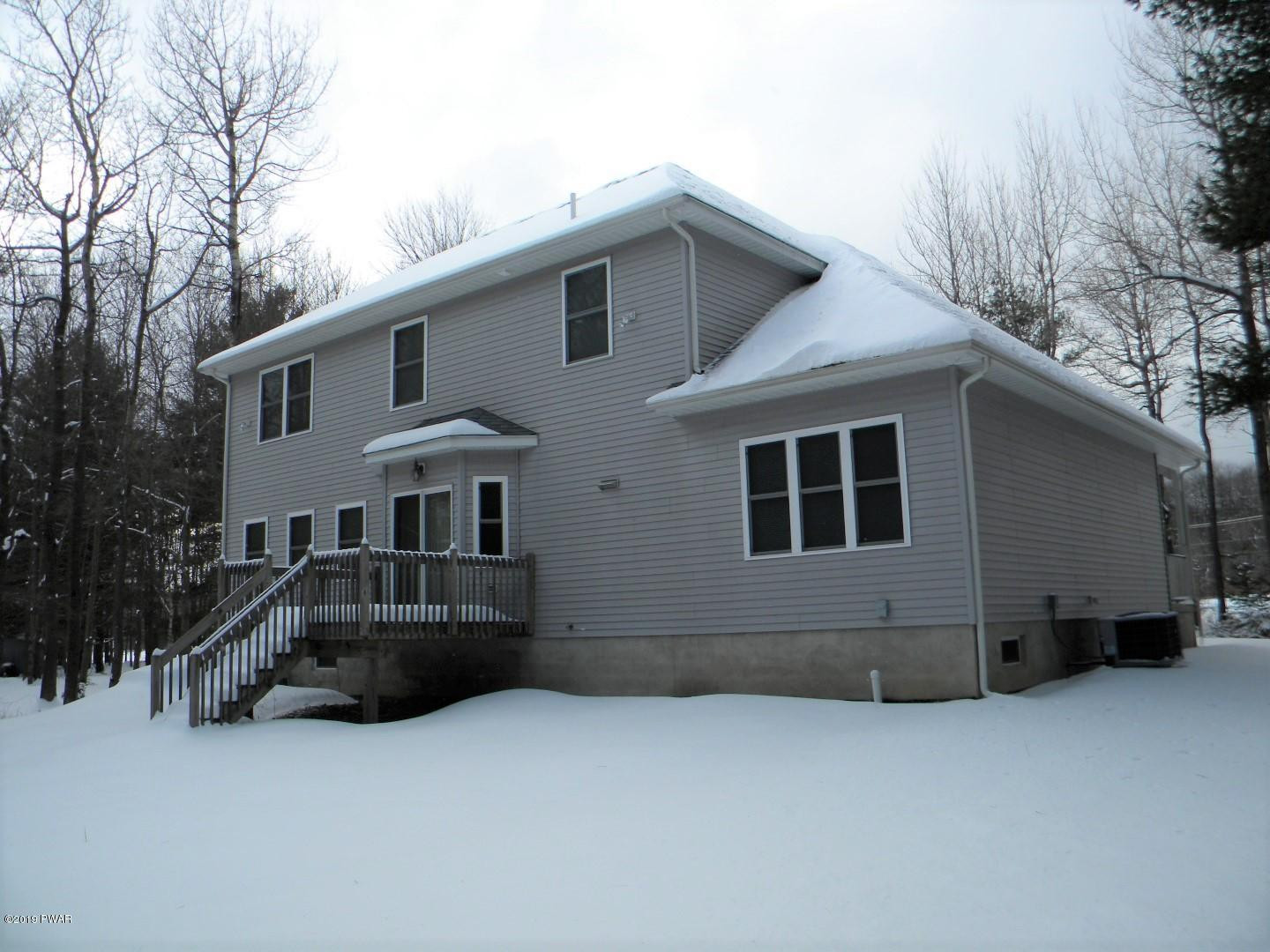 288 Clearview Road Long Pond, PA 18334 - Photo 4 of 32 5-Back