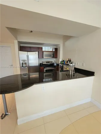 $2,400 | 7290 Southwest 90th Street, Unit 403, Miami, FL 33156