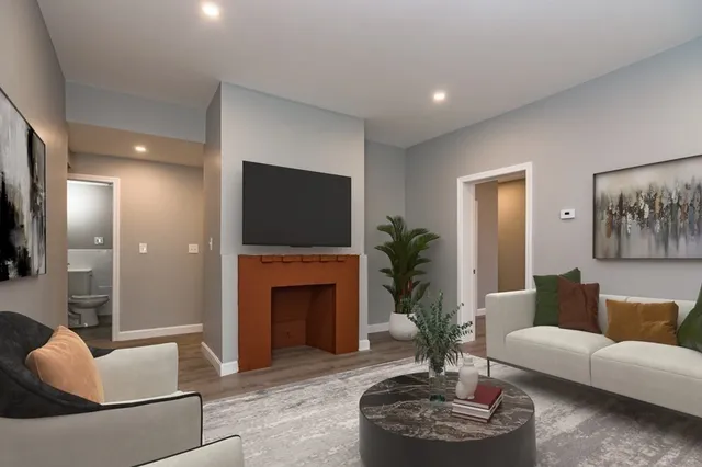 $1,800 | 296 Ames Street, Unit 2F, Lawrence, MA 01841