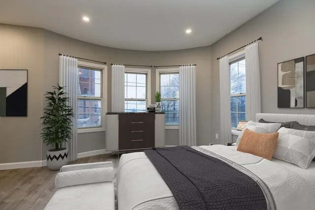 $1,800 | 296 Ames Street, Unit 2F, Lawrence, MA 01841