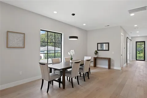 $1,335,000 | 925 Lake Emerald Drive, Orlando, FL 32806