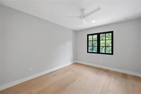 $1,335,000 | 925 Lake Emerald Drive, Orlando, FL 32806