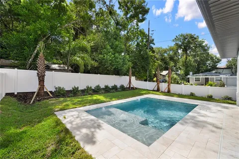 $1,335,000 | 925 Lake Emerald Drive, Orlando, FL 32806