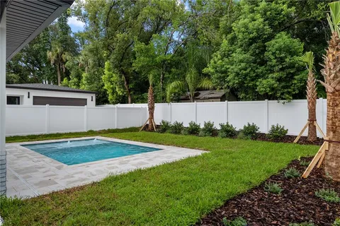 $1,335,000 | 925 Lake Emerald Drive, Orlando, FL 32806