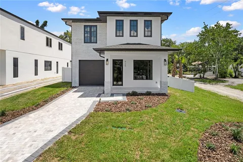 $1,335,000 | 925 Lake Emerald Drive, Orlando, FL 32806