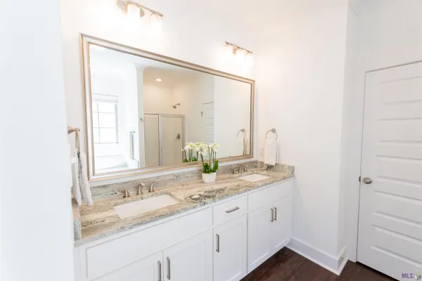 $364,500 | 550 Gadwell Drive, Baton Rouge, LA 70810