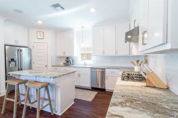 $364,500 | 550 Gadwell Drive, Baton Rouge, LA 70810