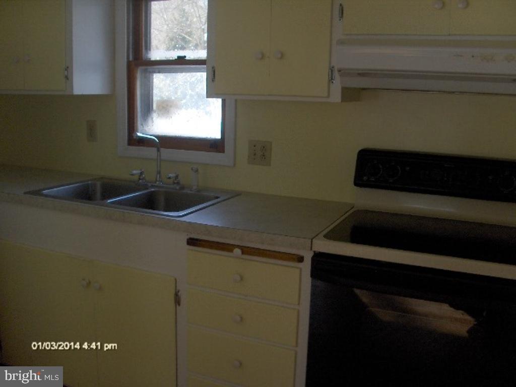1459 Turnpike Road Elizabethtown, PA 17022 - Photo 3 of 9 Gallery Image 3