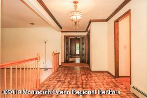 31 Rimwood Lane Colts Neck, NJ 07722 - Photo 5 of 29 foyer rimwood