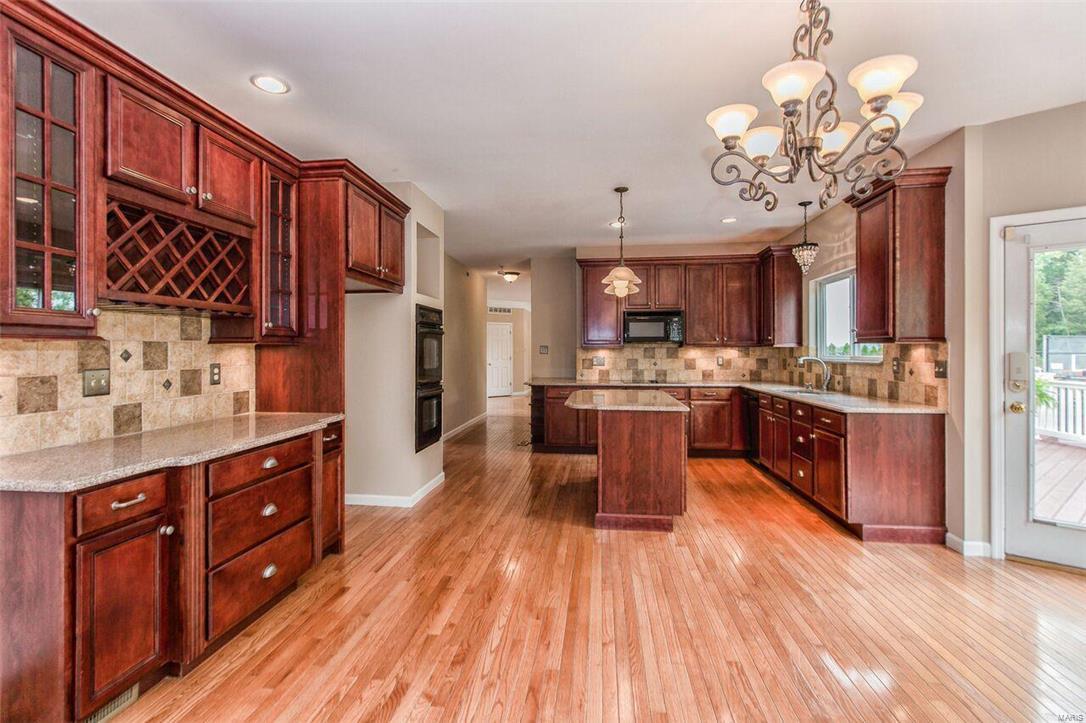 832 Spring Cove Court Eureka, MO 63025 - Photo 25 of 62