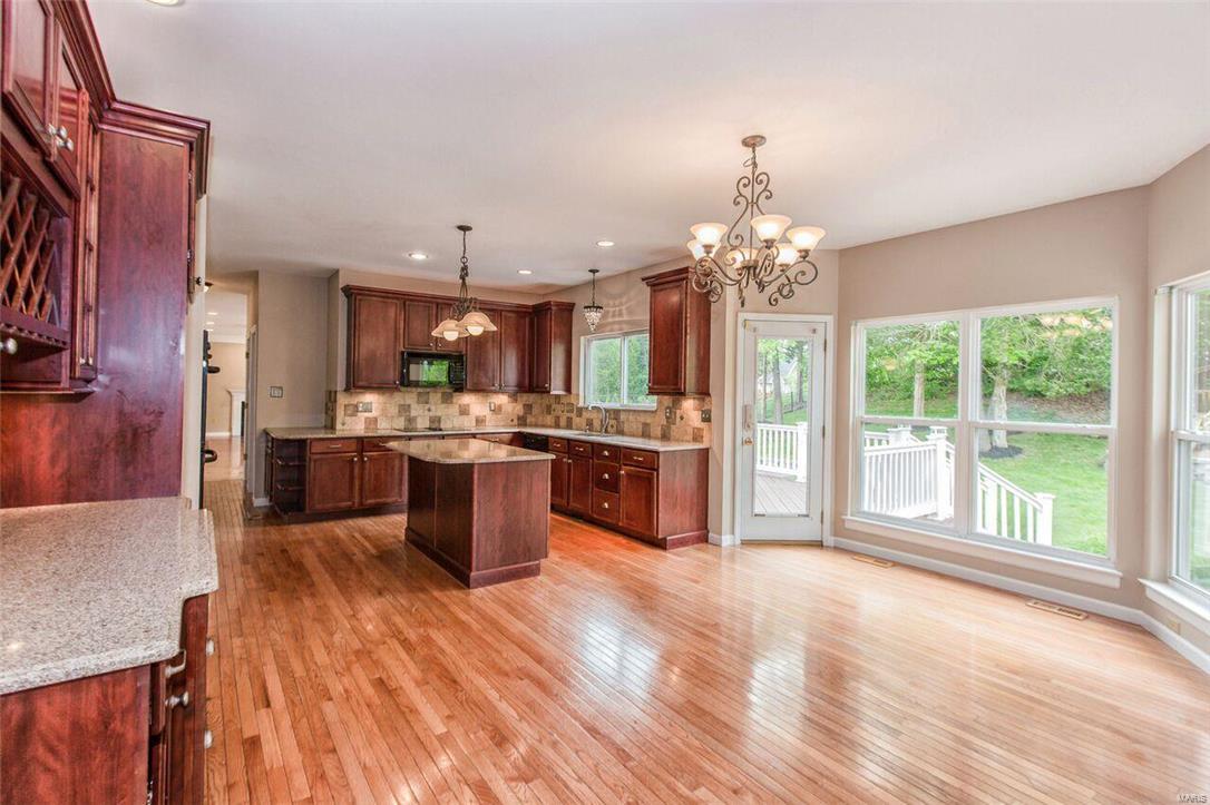 832 Spring Cove Court Eureka, MO 63025 - Photo 27 of 62