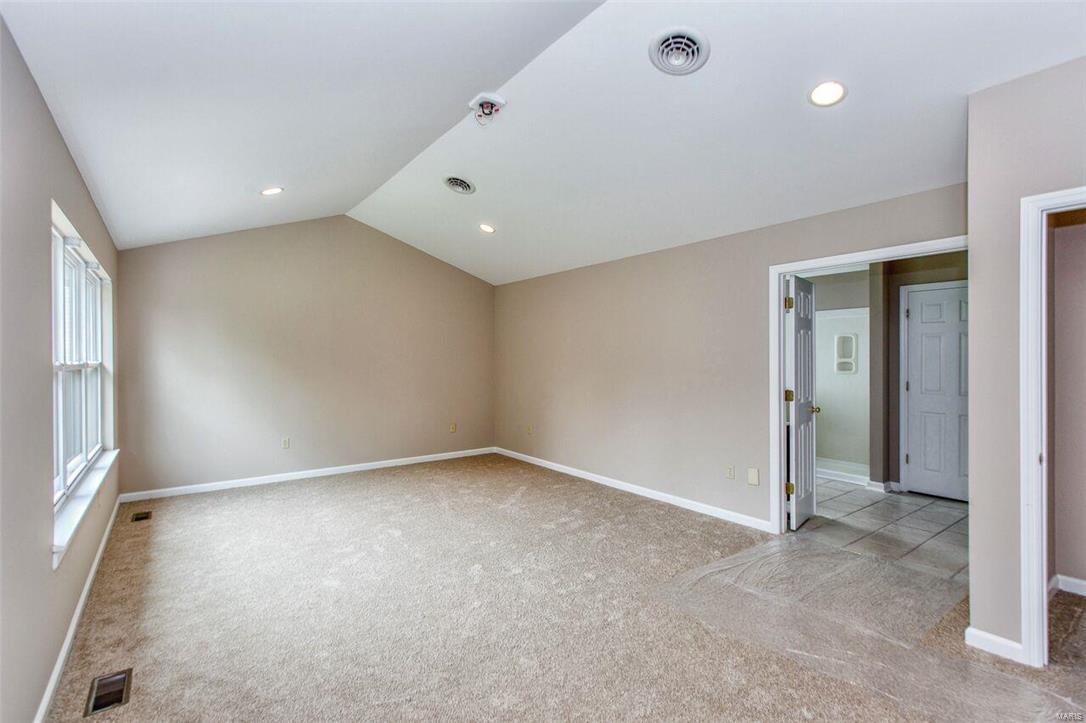 832 Spring Cove Court Eureka, MO 63025 - Photo 35 of 62