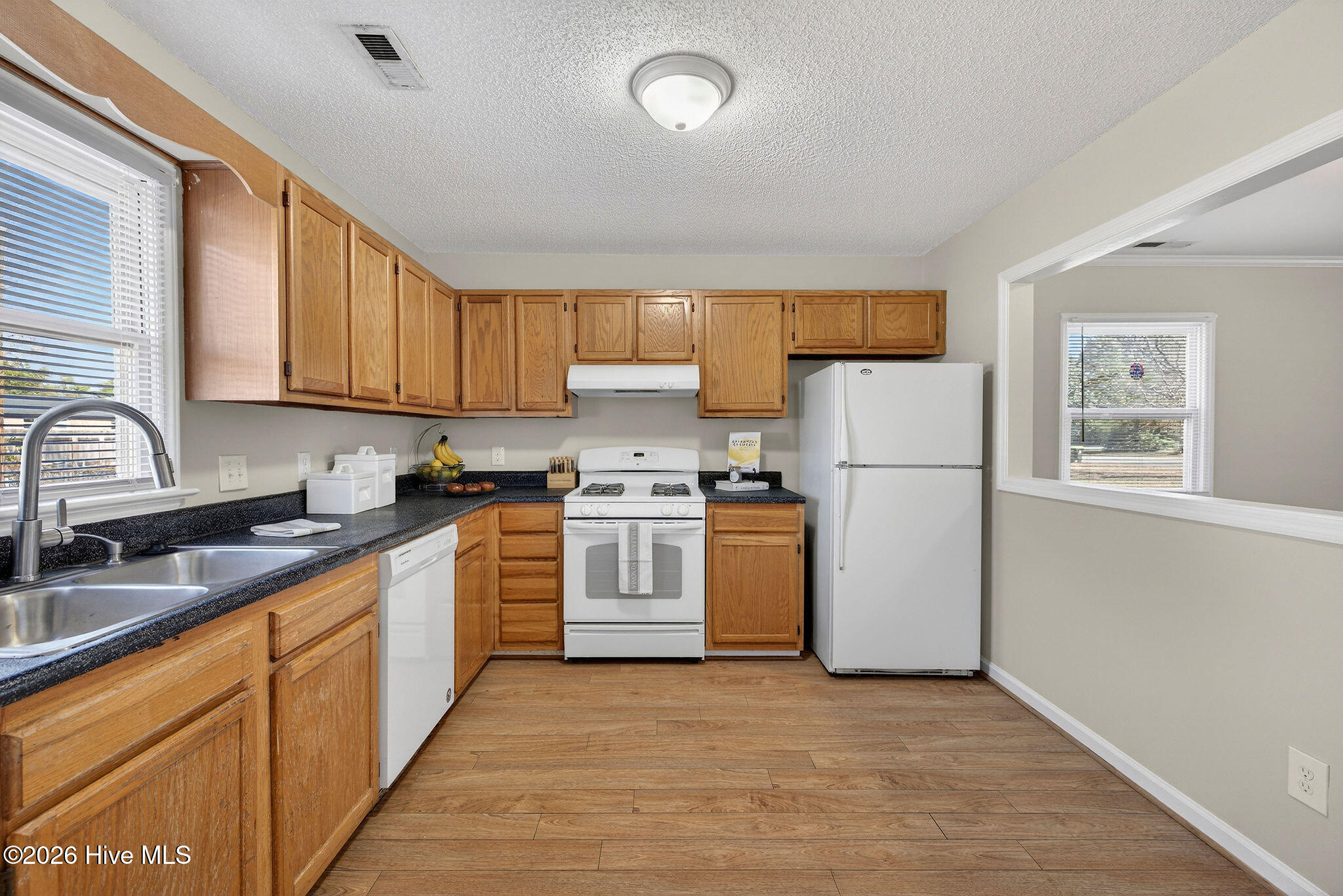 5201 Lord Tennyson Road Wilmington, NC 28405 - Photo 16 of 39