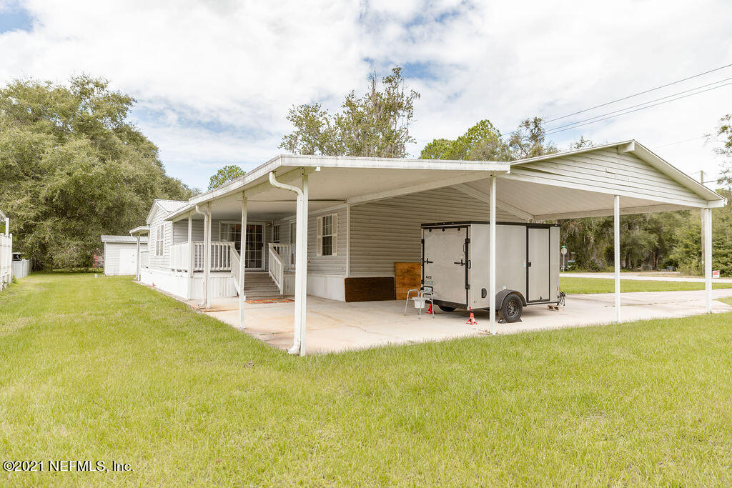 708 San Mateo Road Satsuma, FL 32189 - Photo 2 of 26 BK1A0307