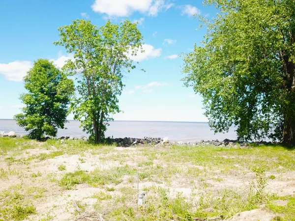 $197,000 | 4548 Graceton Beach Road Northwest, Williams, MN 56686