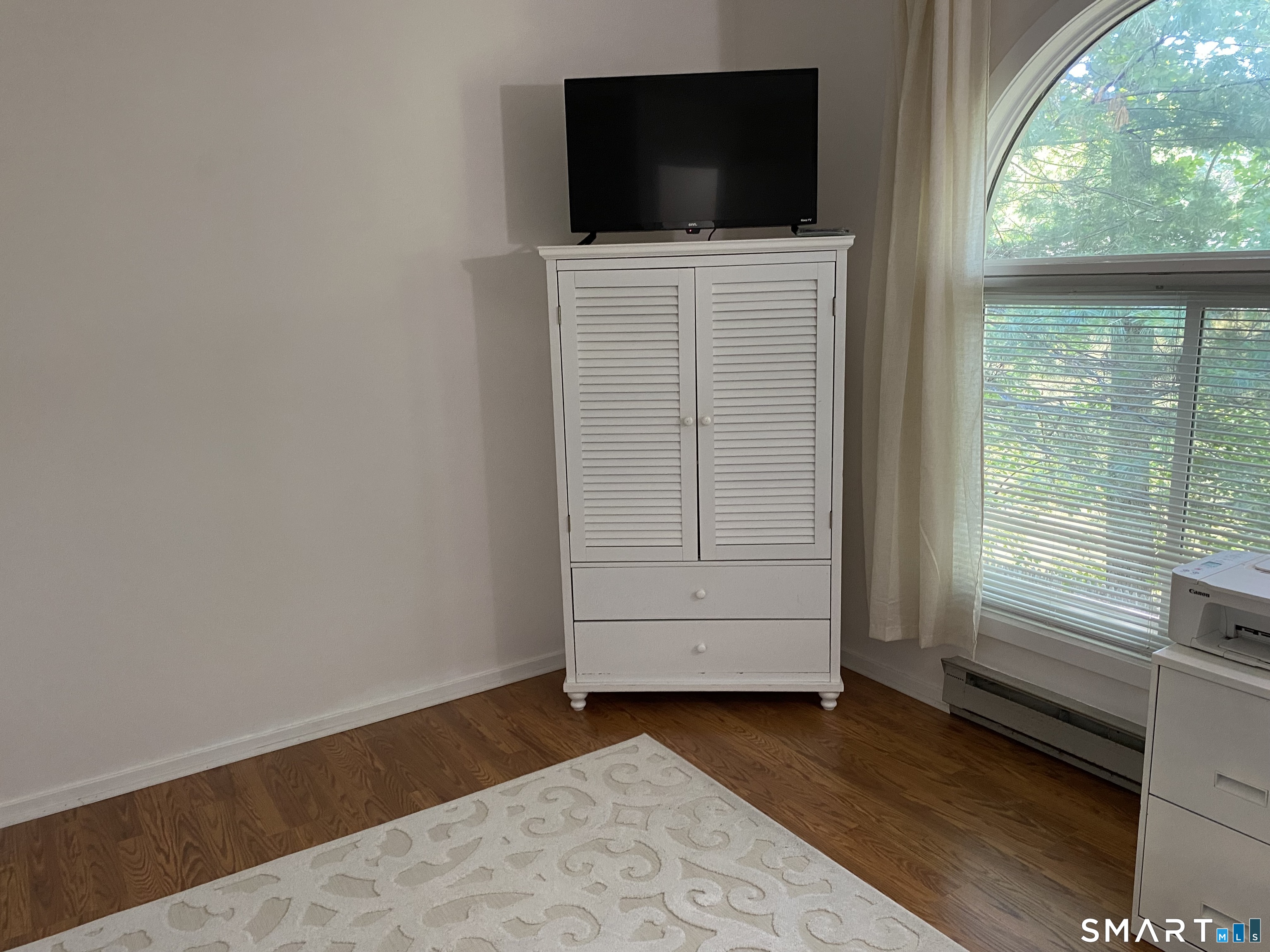 585 Park Road, Unit 58 Waterbury, CT 06708 - Photo 19 of 23 Roomy second bedroom