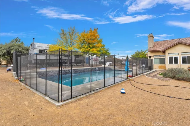 $679,500 | 8249 Beaver Avenue, Phelan, CA 92371