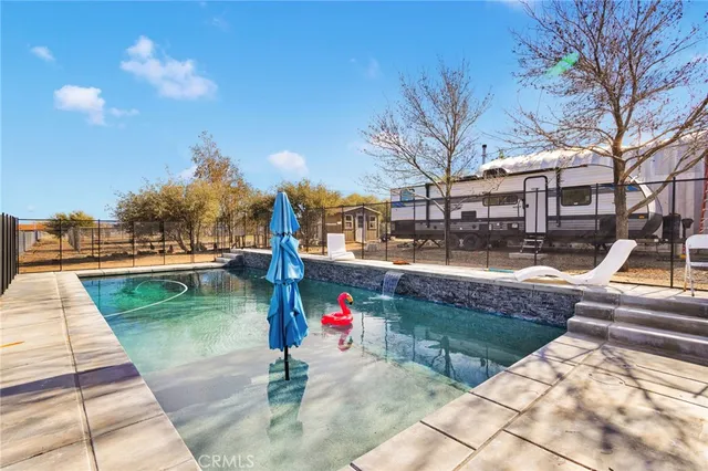 $679,500 | 8249 Beaver Avenue, Phelan, CA 92371