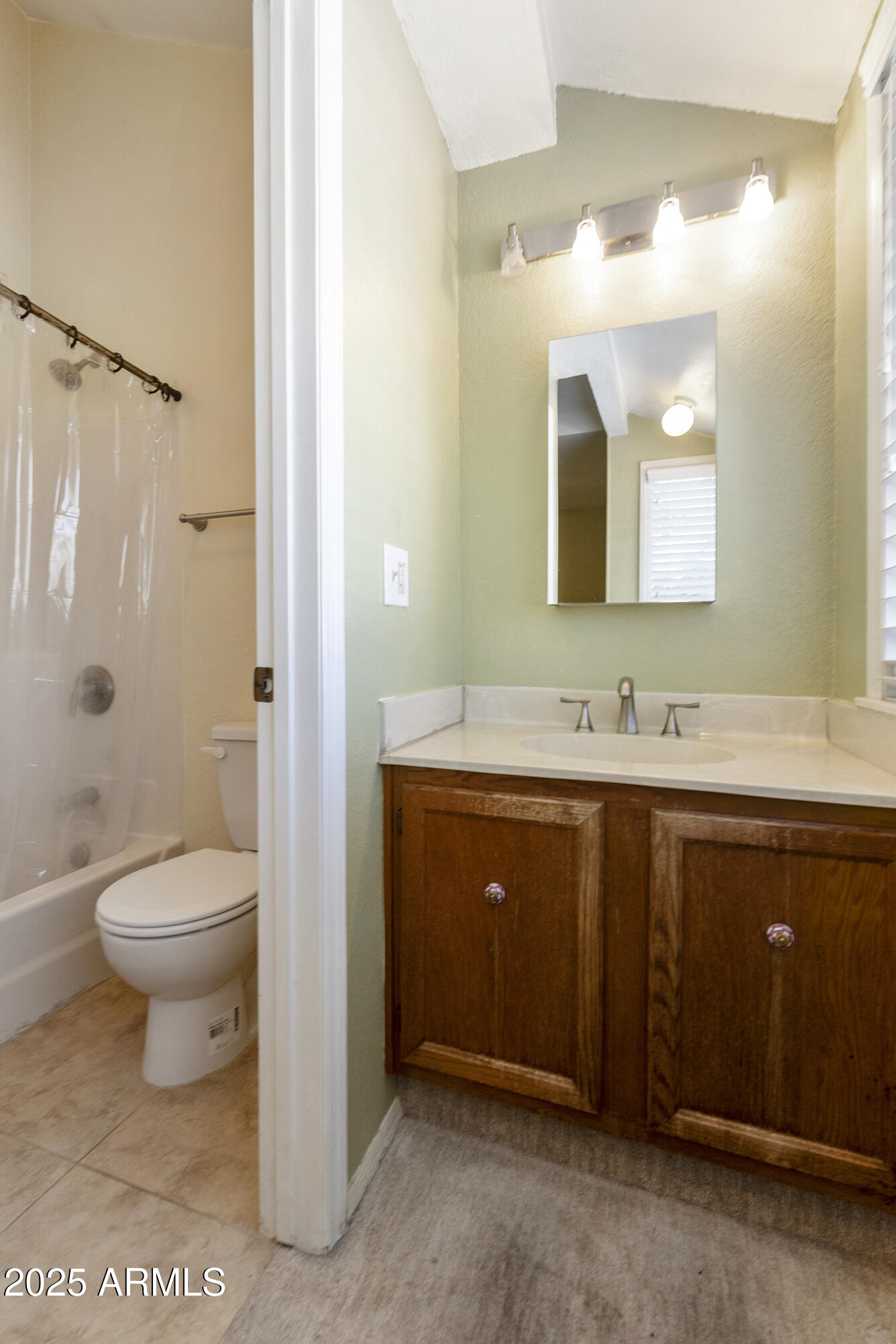 1402 East Osborn Road, Unit 7 Phoenix, AZ 85014 - Photo 12 of 20 _DSC1119