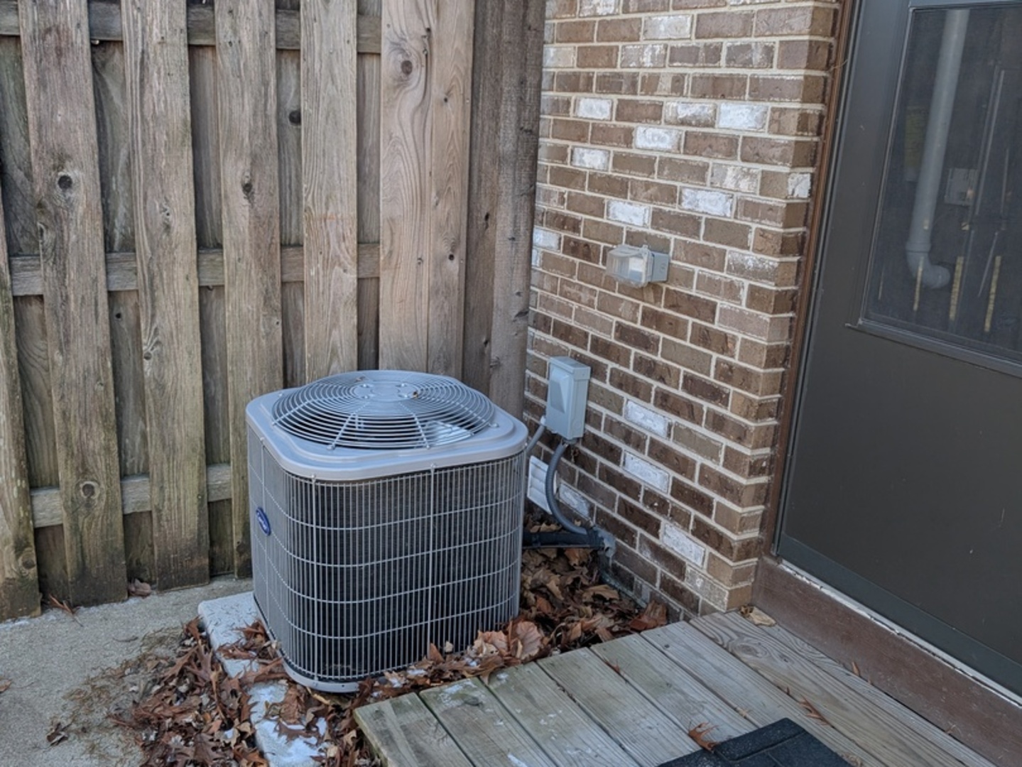 112 Wright Drive Utica, IL 61373 - Photo 27 of 30 a view of a bathroom